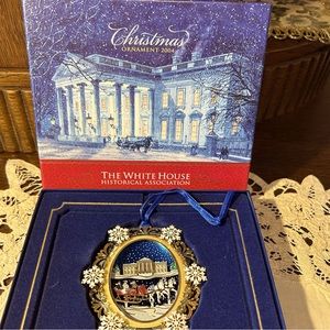 2004 White House Ornament